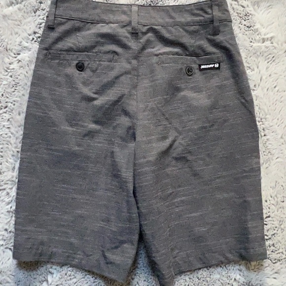 Hybrid Boy’s Water To Land Shorts, Size 9-10 Years, Excellent Preloved Condition - Picture 3 of 4
